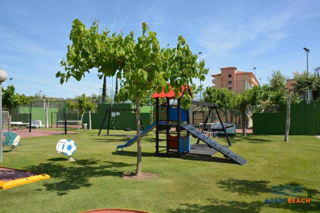 Apartbeach Los Juncos 2 Residencial Y Junto Playa Ла-Пінеда Екстер'єр фото