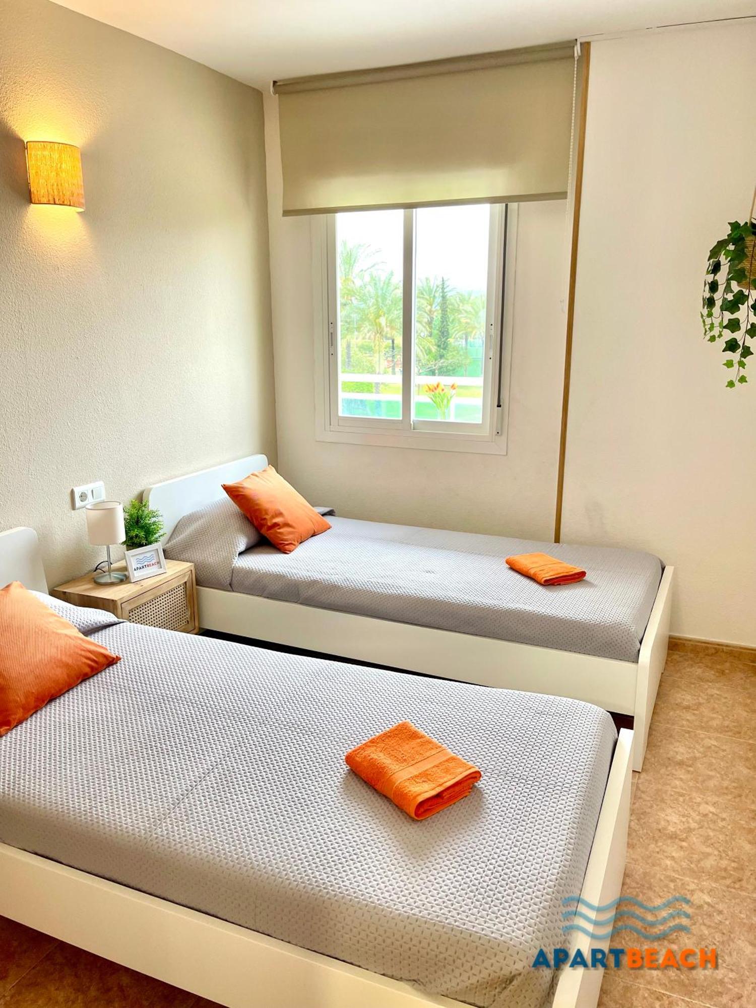Apartbeach Los Juncos 2 Residencial Y Junto Playa Ла-Пінеда Екстер'єр фото